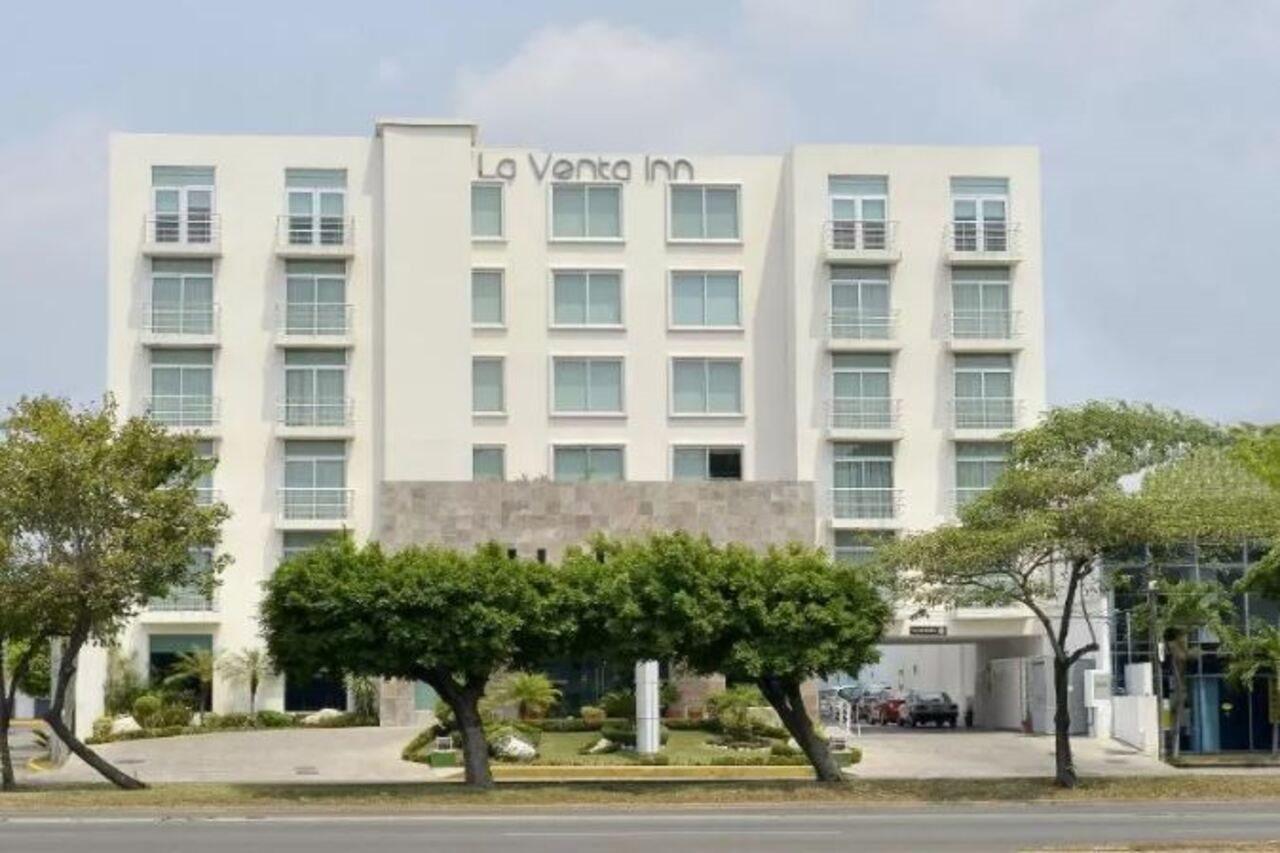 Hotel La Venta Inn Виляермоса Екстериор снимка