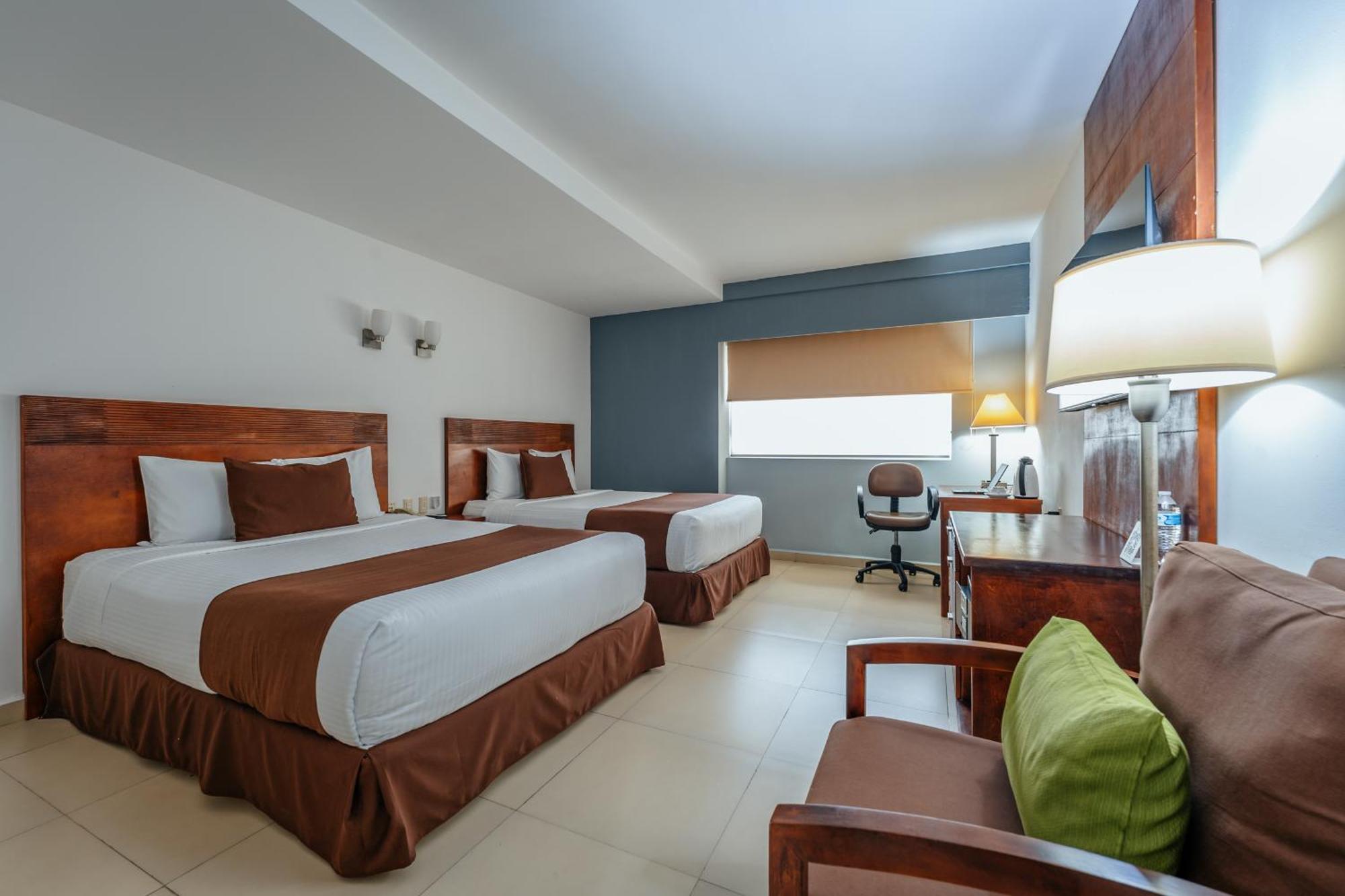Hotel La Venta Inn Виляермоса Екстериор снимка