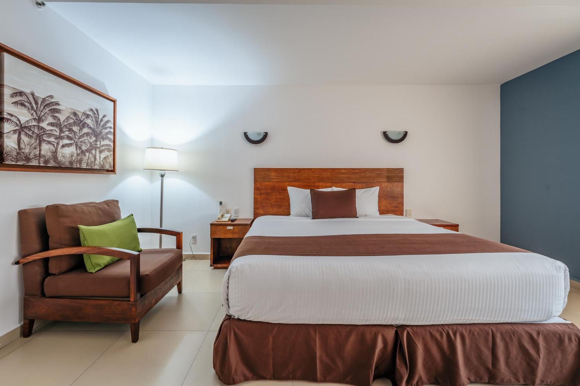 Hotel La Venta Inn Виляермоса Екстериор снимка